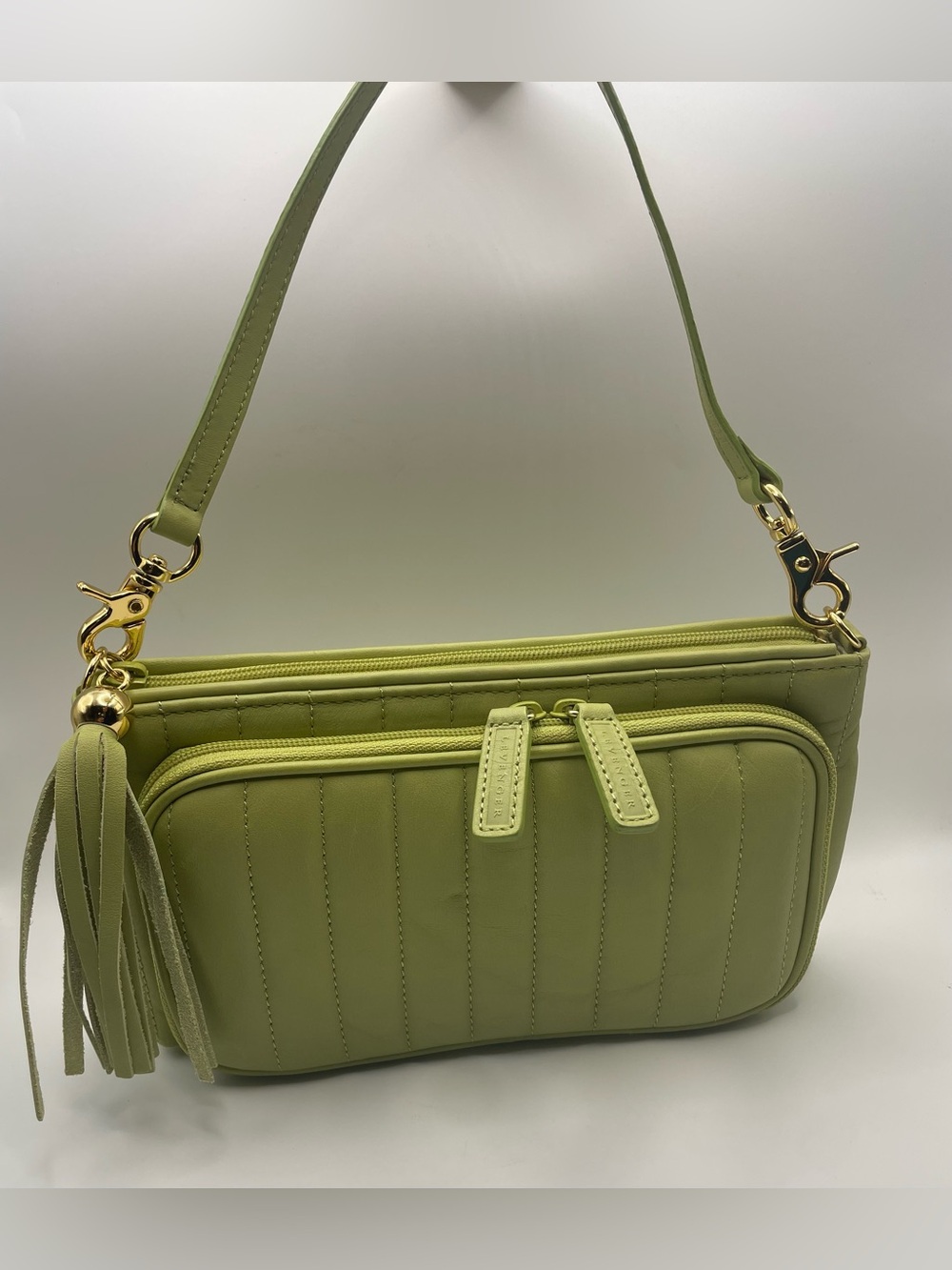 Levenger Quilted Leather Shoulder Clutch Wallet Organizer Tassel Gold Hardware